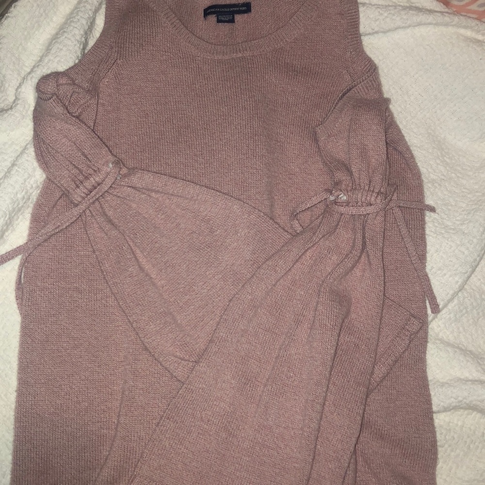Cold shoulder sweater!